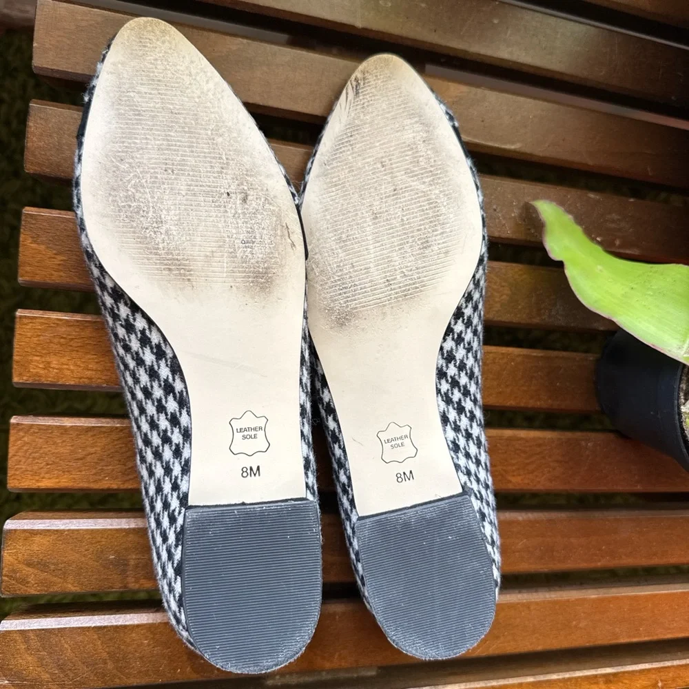 Talbots Black and White Flats with Bow Detail - Picture 2 of 5